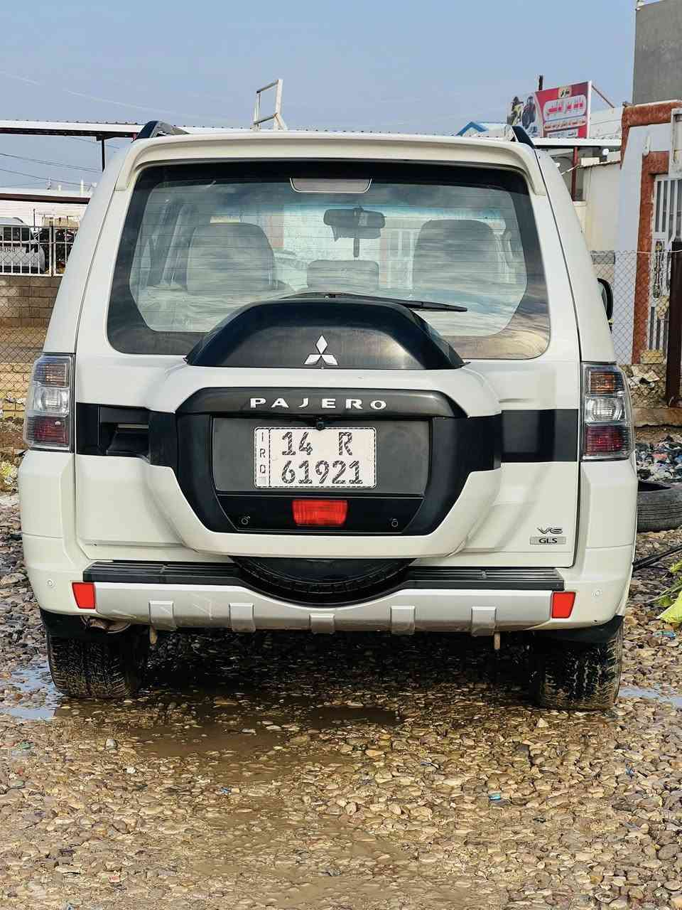 باجيرو 2016وارد خليجي محرك3500 رقمهه بصره مشروع وطني السياره مكفوله كفاله عامه من كل النواحي ما عدا بارد شبر بالبنيد وشبر بالجاملغ السياره على وضعية الشركه لاتبديل ولاصبغ ولا رش ولا تكحيل السياره سعرهه175 بيها مجال بسيط للاتصال والاستفسار الاتصال على الرقم ***********
