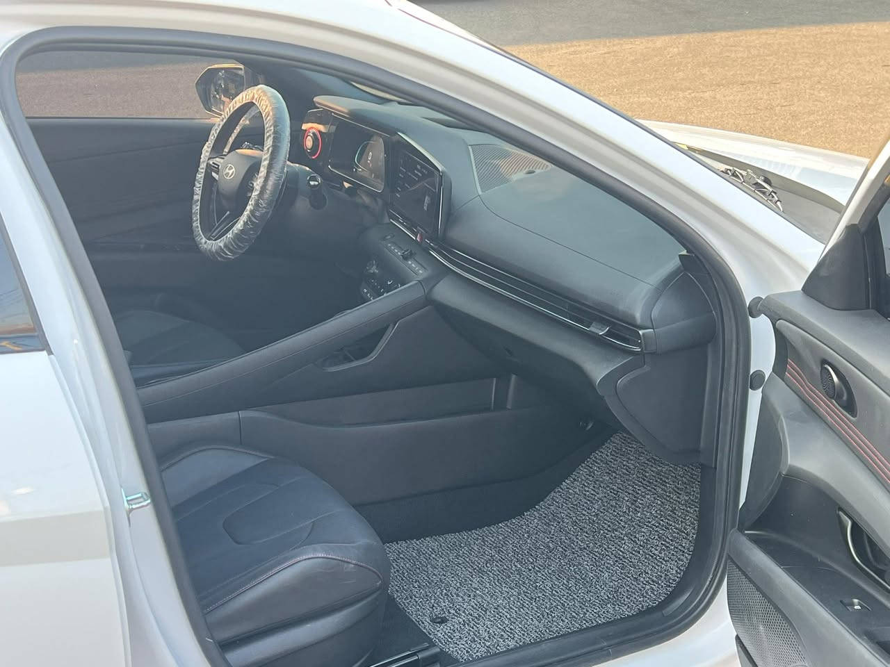 النتره  N Lin
مديل 2025 
السياره مكفوله كفاله حتى من الشخط 
ماشيه 16 الف فقط 
فول الفول واحد على واحد 
وارد كوريا 🇰🇷 

مله الوصول 30 يوم إلى حاب أكصها إلا 

***********
