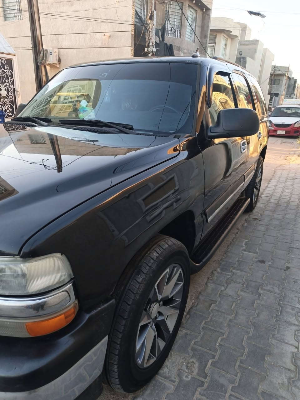 سلام وعليكم 
تاهو ٢٠٠٦ اصل 
رقم دولي سياره  بسمي تحويل مباشر 
بيها رشات صبغ قليله بدون تبديل وبدون حادث السياره كامله مكمله ربع ماتصرف عليها كير ومكينه مكفولات 
بيع او مراوس 
السعر اتصل 
***********
***********
