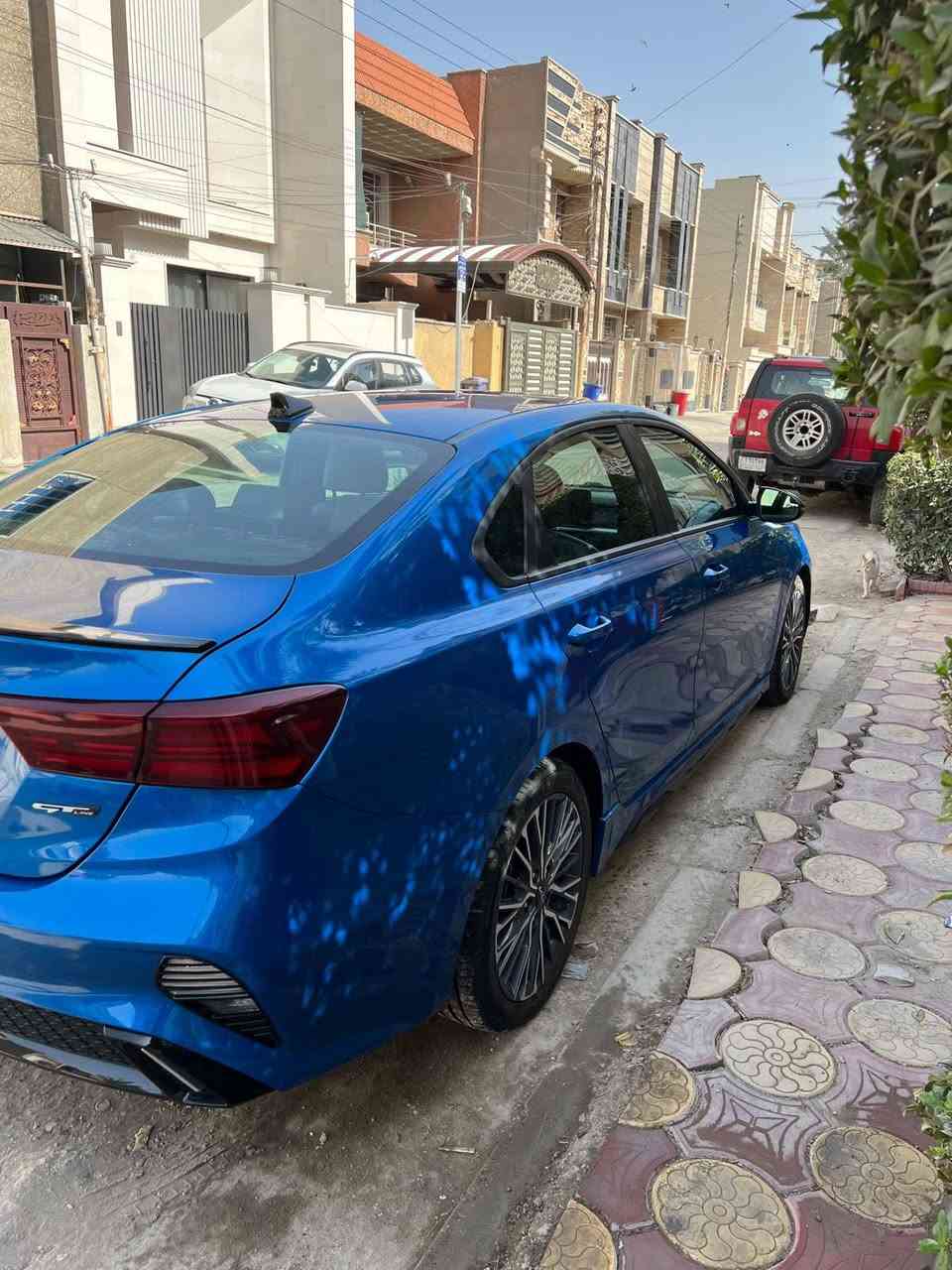 السلام عليكم
كيا فورتي جي تي لاين 
ماشيه 41 الف كم 
موديل 2023
رقم بغداد
المواصفات فول GT line
رادار امامي توقف ذاتي + تحديد مسار
رادار جانبي 
بصمة تشغيل مع بصمة ابواب 
كشنات جلد مع بصمة GT lineمع تطريز 
لايت لد 
بك لايت لد مميز 
حساسات خلفية للتنبية عند الرجوع  + توقف ذاتي
اضواء ترحيب عند الاقتراب
كروز تثبيت السرعة
ستيرن رياضي حرف (D)
 ثلاث وضعيات قيادة (نورمل + سمارت + سبورت)
شاشة كبيرة  8 انج + GPS+ بوصله + كامره خلفية دواره 
محرك 2000 دوش
ضررها الجاملغ عكس السايق مبدل ومصبوغ  
مكاني بغداد
***********
