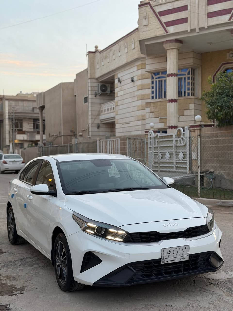 سيراتو 2023

خليجي مكفوله من صبغ وضربه

مواصفات

محرك 2000

تحكم استيرن 

لدات مازده

ويل كب

شاشه اصليه نفكيشن كامره دواره

حساس امامي خلفي

ماشيه 76 

لايت زنون

رقم بغداد

مكاني بغداد الدورة 

السعر 169 وبيه مجال بسيط

*********** بغداد, العراق
