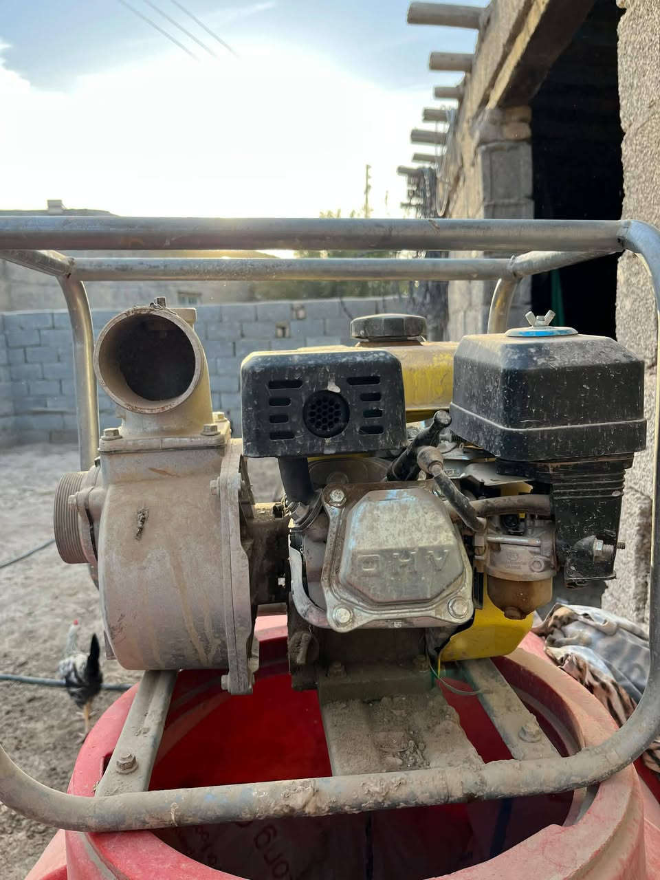 ماطور ماء بانزين 3في 3 نوع تايكر شغال وشرط الفحص نظيف كلش استخدام شهر واحد سعره 90 وبي مجال
تواصل ***********مع هوز 3متر
