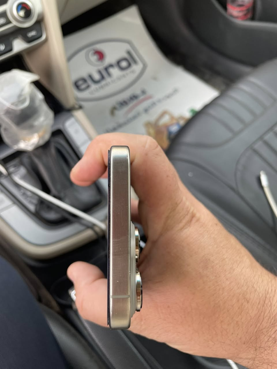 السلام عليكم ايفون 15 برو ماكس عربي شرق اوسط 

ذاكره 256 

بطاريه 90‎%‎ 

مبدل شاشه اصليه 

750 الف 

***********
بغداد
