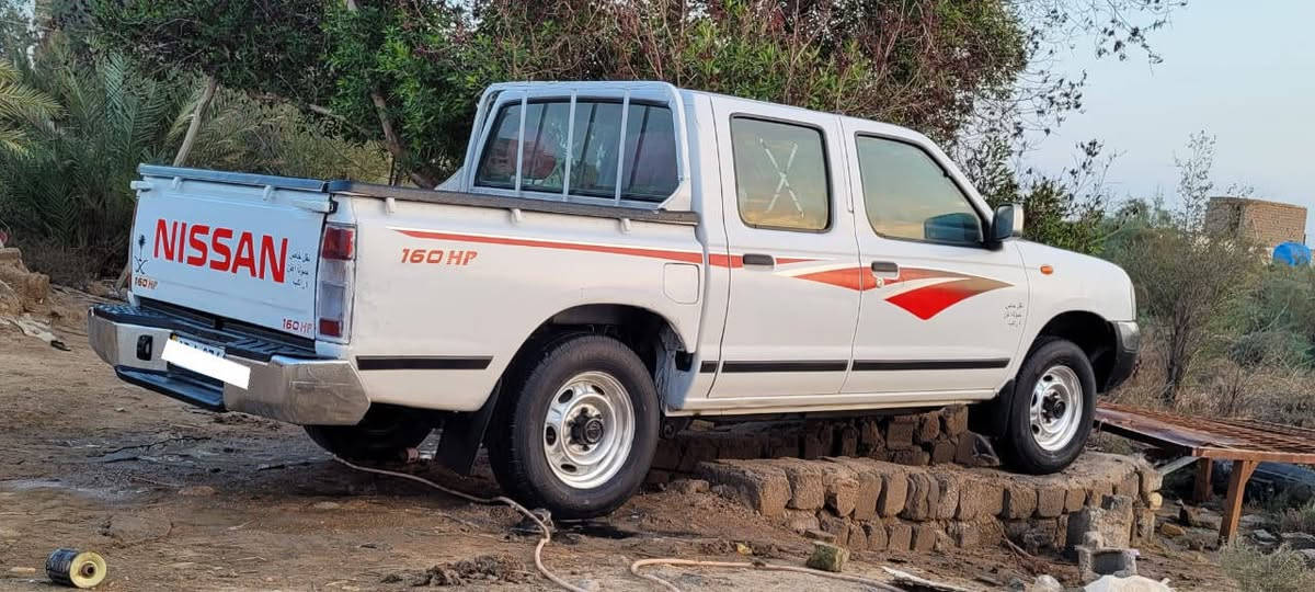 سلام عليكم سياره نيسان مديل2013 رقم دولي ميسان شراي يتصل *********** مكان ناصريه قضاء الإصلاح
