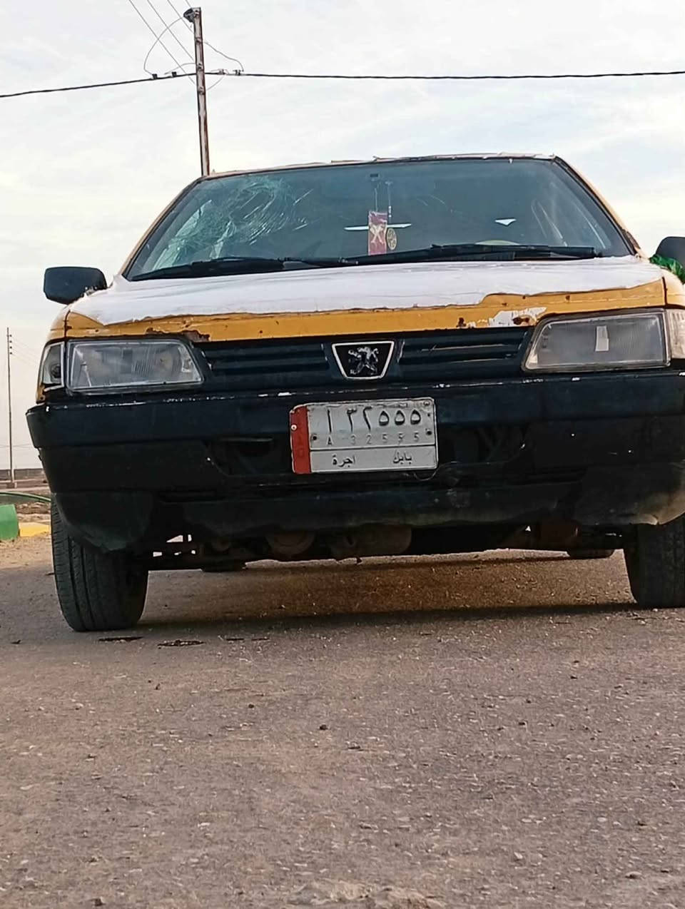 سلام عليكم شباب بيجو مديل 9 سياره حلوه مكينه نضيفه كير زين حداديه نضيفه كهربايات شغاله تبريد شغال مكاني بابل الشوملي ***********. تحويل مباشر حلة, بابل
