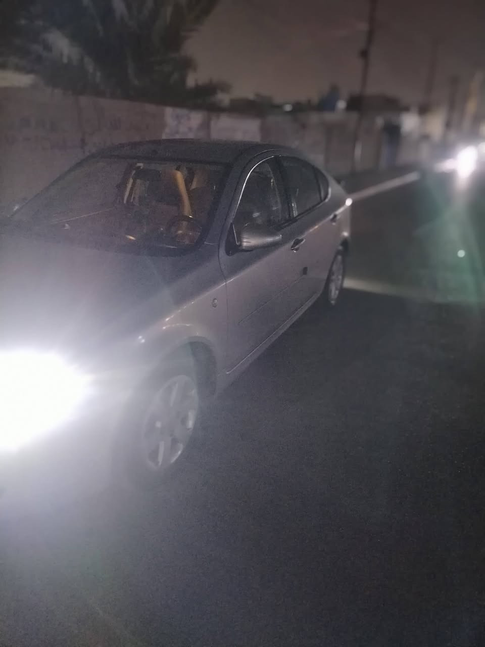 السلام عليكم بروتون جي ٢ ٢٠١٦ استلام الشركه العامه ماشيه ١١٠ بدون صبغ محرك وكير على وضع الشركة دواخل على وضع الشركة تبريد ثلج صدر جديد سياره مال بيت الله شاهد رقم دولي باسمي مابيه كل نقص مكاني السيديه ***********
