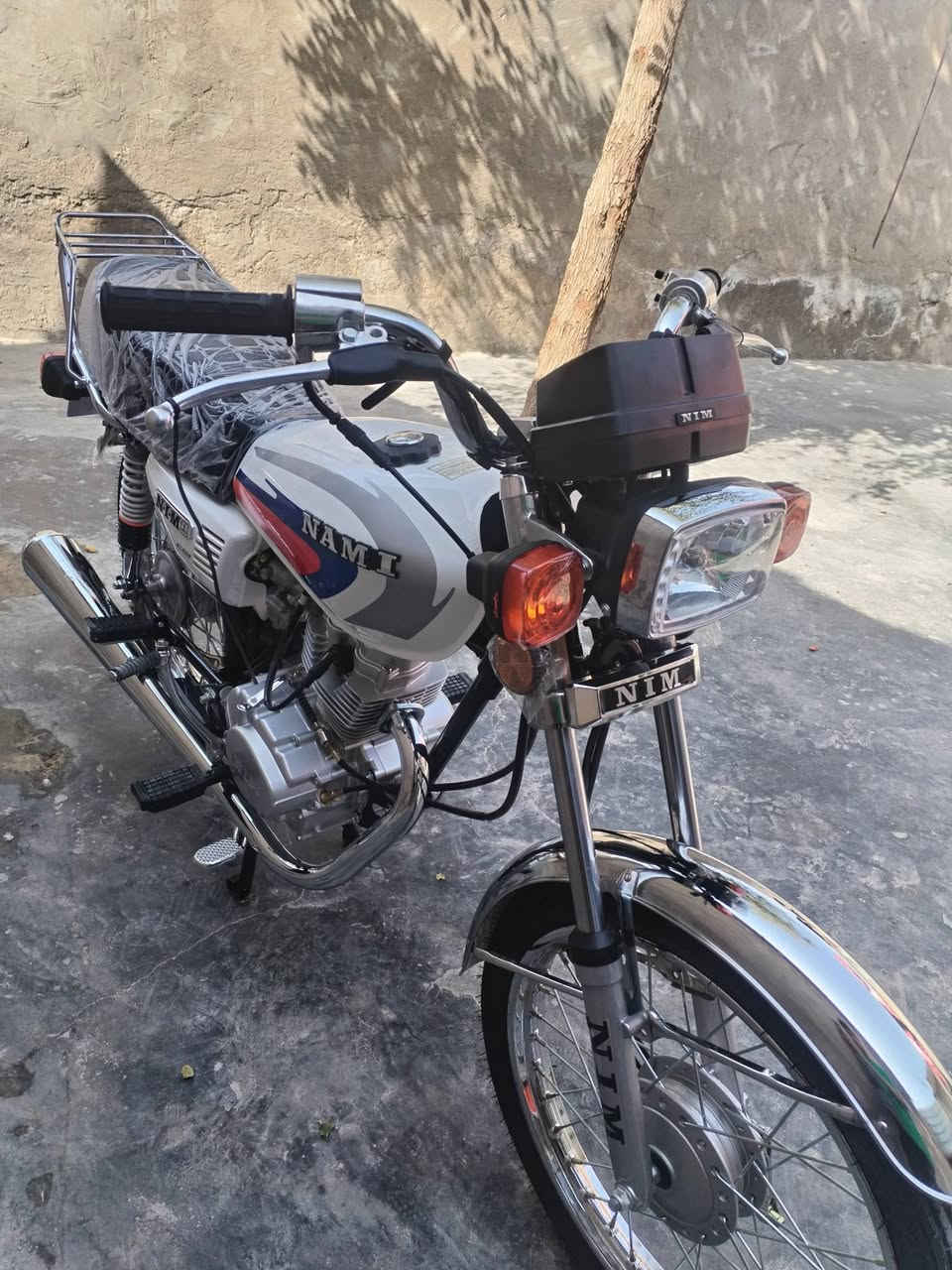 سلام عليكم 4گير مديل 2026 صار 20 يوم من طالعه دراجه خير من الله اوراق سكنر الله شاهد اني ما متبطر ع بيعته بس محتاج ومستعجل عليها سعر 900 وبيها مجال قليل مكاني نعمانيه ***********
