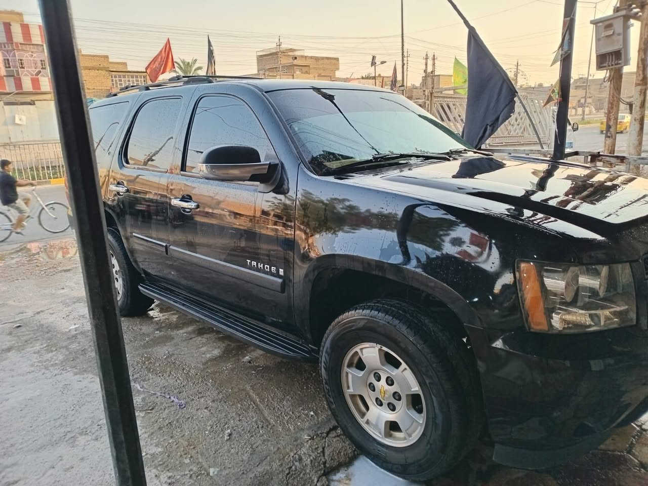 يا الله 
  
سياره خليجيه بدون حادث 

ادوات ادوات مكفوله من الكص 

مكفوله من فتح شاصي 

سلام عليكم شوفر ليت تاهو 

خليجيه موديل 2008

مكفوله من صبغ وضربه ولفتح  

سياره داخل عسلي كشنات كهرباء 

خير من الله جديده كلش 

تخم تاير جديد 

صدر امامي خلفي جديد 

ما ناقصها برغي 

بغداد الحسنيه 

السعر ٨٨ 
***********
