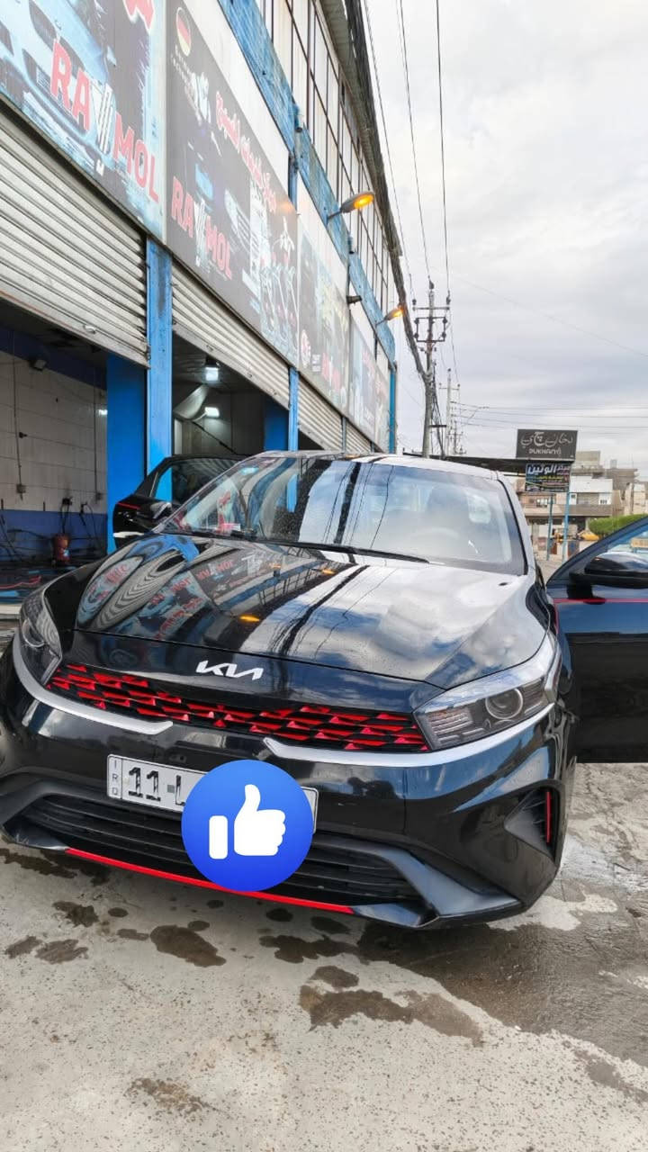 سلام عليكم كيا فورتي موديل 23 محرك 2000دوش ماشية27 ميل سيارة نظيفة حاتثهة جانبي خفيف ماطاك اي ايرباك ما مبدل بيهة شي صور الحادث موجودة السعر 150 وبيهة مجال مكاني بغداد ***********
