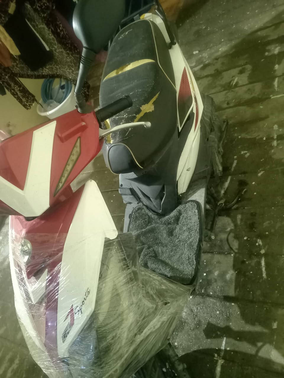 السلام عليكم دراجة ماكس للبيع صيني نقصها باتري ويراديلها ترتيب سعرها 150 الف وببها مجال للشراي مكان سليمانيه اي استفسار على هذا الرقم *********** وبي واتساب فقط وخاص موحود
