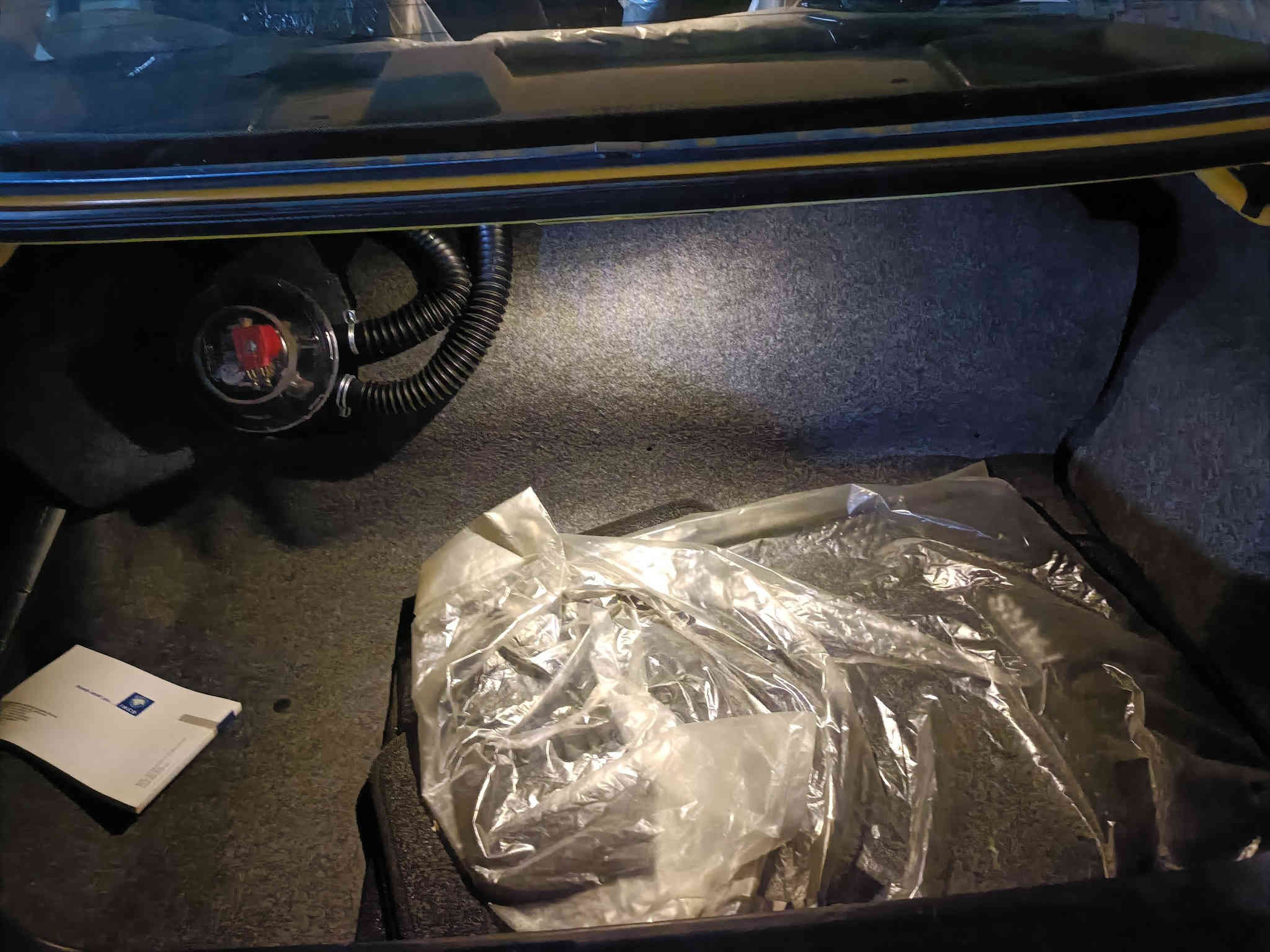 السلام عليكم بيجو بابل موديل 2025
سياره منضمومه غاز تانكي 80 لتر
سياره مخصصلها رقم ماشيه الف حقيقي
قرصها سبوع ويوصل السعر 95 وبيها مجال
العنوان بغداد أم الكبر 
***********
