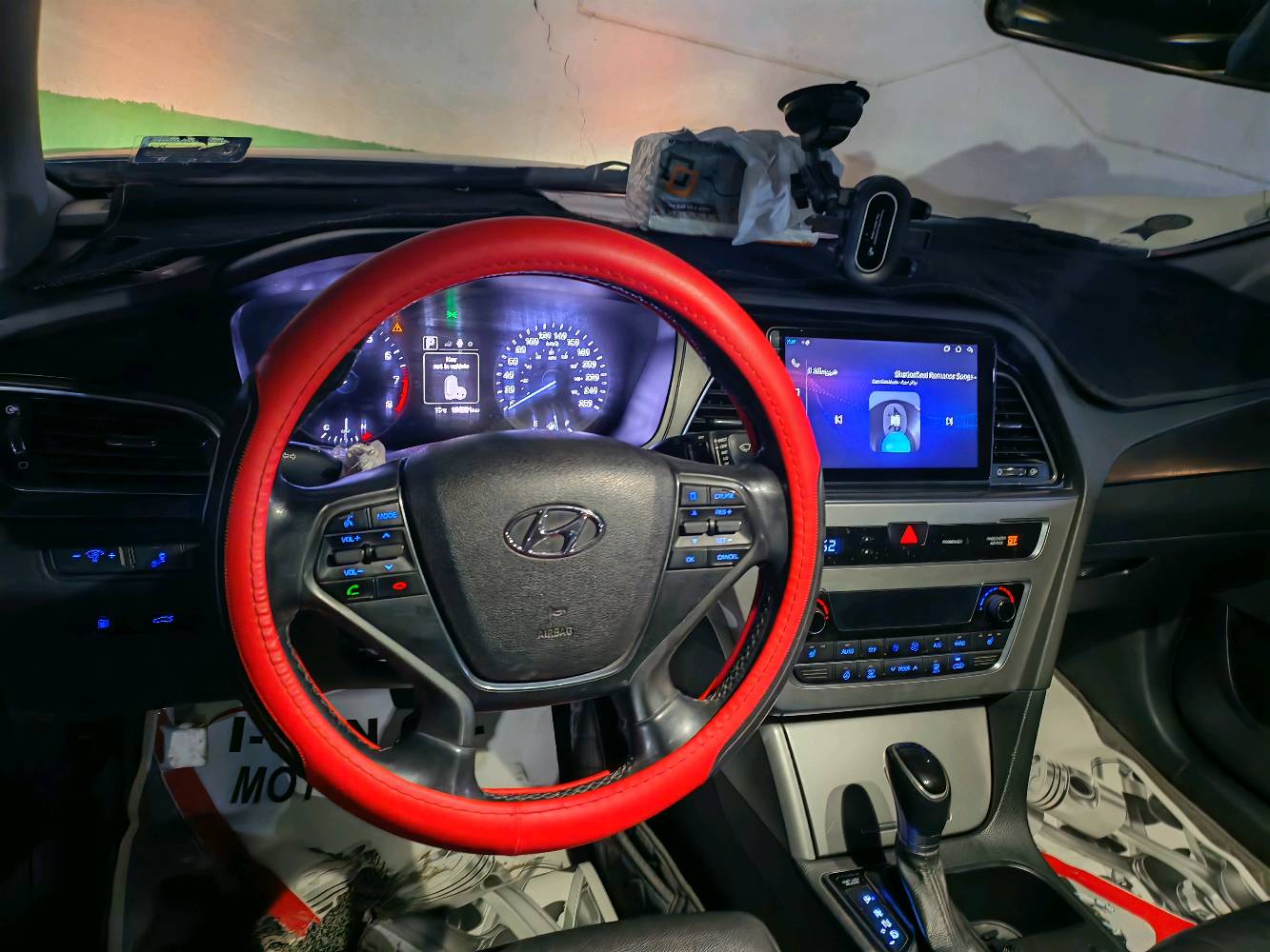 كربلاء حي العامل  سوناتا 2015
فول واحد ع واحد ولا غلطه
رقمها كربلاء سياره باسمي لون سلفري 