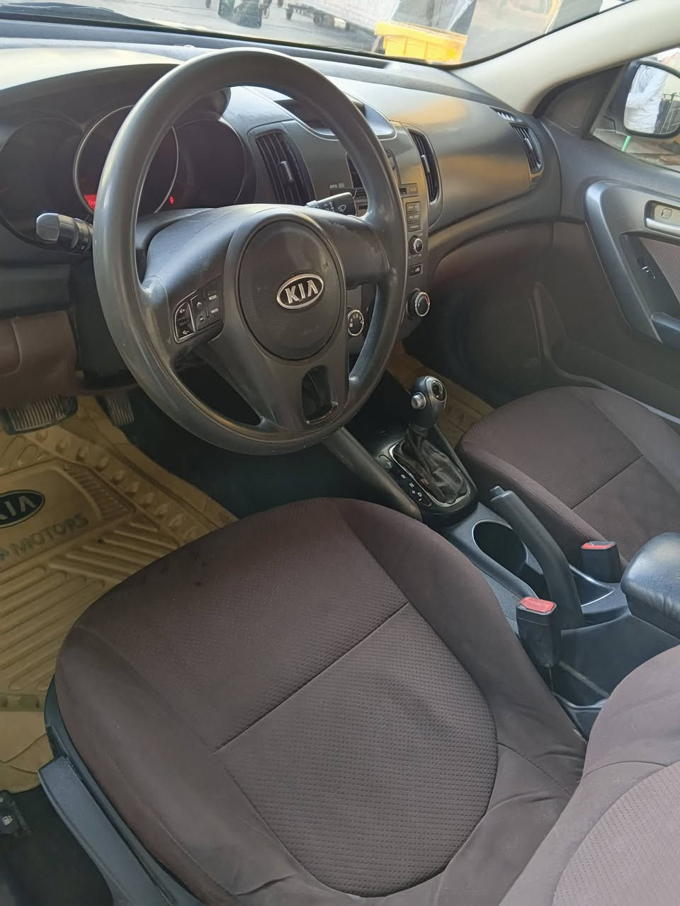 كيا سيراتو
موديل ٢٠١١
رقم بصرة تحويل
مكفولة من الظربة
السعر ٩٥ بية مجال 
***********
