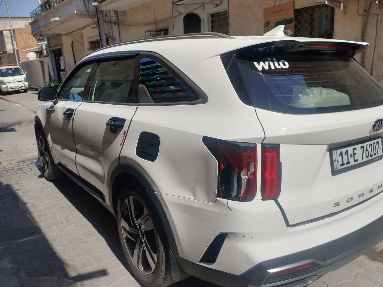 سلام عليكم سورنتو موديل 2021 خليجي محرك 6 سلندر 3 قطع تبريد الصندوك كهرباء بيها شخوط بسيطة مع طخة بگلايت خلفي مكسور وشوية بجاملغ موضع بصور ماشية 100 مكاني المنصور الوشاش معروضة ب 245 ورقة ***********
