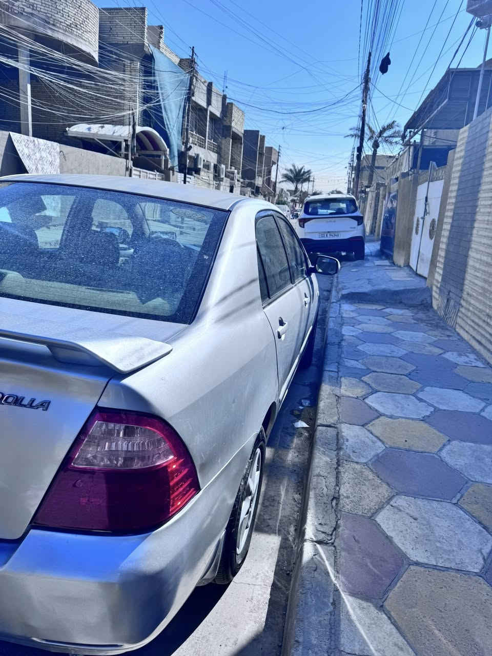 سلام عليكم // كورلاا 2007 خليجه سيارة مكفولة ماعدى الدعاميات  وقبق جنطة مكينة 1800 تبريد ثلج تخم تاير صدر جديد السعر 90 وبيه مجال بسيط بغداد المعلميين رقم الهاتف ***********
