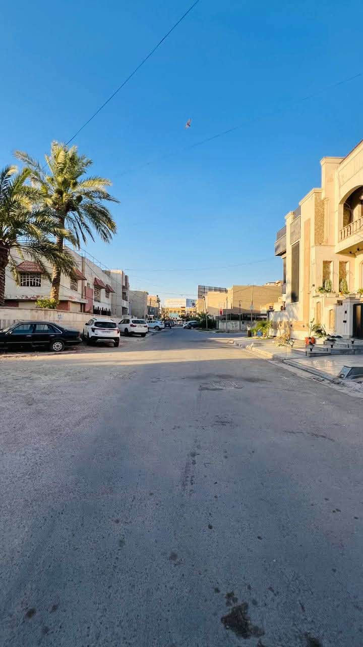 مكتب الودق للعقار
دار كلاسك يباع بسعر قطعة ارض العنوان شارع فلسطين محلة 506 
مساحة الدار 400متر واجهة 16 نزال 25 
موقع ممتاز جداً وقريب من الشارع العام 
وكهرباء خصخصة وا مطل على شارع T
للاستفسار يرجى الاتصال او المراسلة 
***********
خليفة التميمي 
او زيارة موقع المكتب الفرع الأول
شارع فلسطين حي المستنصرية قرب كلية الرافدين عمارة فرمان مكتب الودق للعقار 
وا الفرع الثاني زيونه محله 710 قرب نادي بلادي مكتب الودق للعقار 
ونستقبل كافة العروض السكنيه وا التجارية وا الايجارات  في شارع فلسطين وا المناطق المجاورة@الجميع
