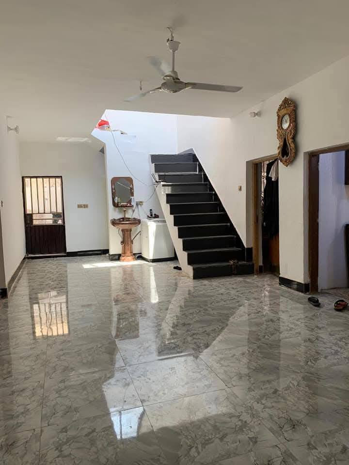 بسم الله الرحمن الرحيم 
#للبيع دار النجف الاشرف حي المكرمة 
#مساحه( ٢٦٠ م ) 
طابق  واحد  بناء نظيف جدا  يقع بداية السبعه مقابل العشره خلف شارع الطاقه ============
مراجعة عقارات ابو مصطفى العبودي  حي المكرمة شارع الطاقه بجانب مطعم سيد سعد إتصال 
***********
