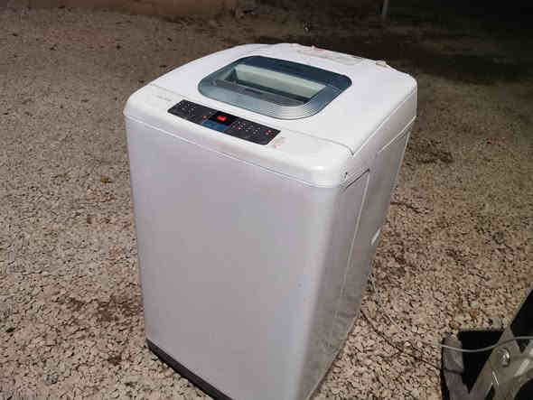 غه ساله ي به تاني شوشتن ماركه ي هيتاشي 9.5 كيلو به شه رتي ئيش  سعري 65 هه زار شوين حاجياوا *********** رانية
