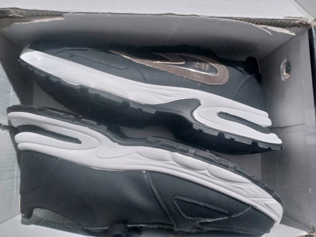 حذاء رجالي جديده بكارتونتها للبيع ماصارت سعرها 10 مكان حي الوفاء تقاطع مسلم ابن عقيل


**إذا كنت صاحب هذا الإعلان وتريد حذفه لأي سبب، رجاءا أرسل رسالة إلى الدعم الفني**