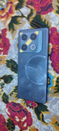 انفنكس GT20برو  للبيع جهاز نضيف سعرة 200قفل  بغداد 07727624328