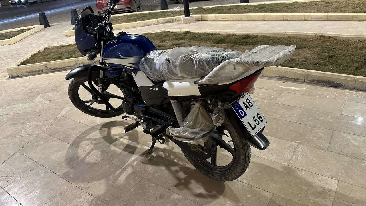 السلام عليكم
هيرو موديل ١٩ للبيع لون ازرق 
مكينة ما مفتوحة كهربائيات كلها 
شغالة ما بيها اي نقص مكينة 
ناعمة بيها نقوصات بسيطة 
اوراق اصولية كاملة السعر 
١.٢٠٠ مليون و٢٠٠ وبيها مجال 
للاستفسار خاص


**إذا كنت صاحب هذا الإعلان وتريد حذفه لأي سبب، رجاءا أرسل رسالة إلى الدعم الفني**