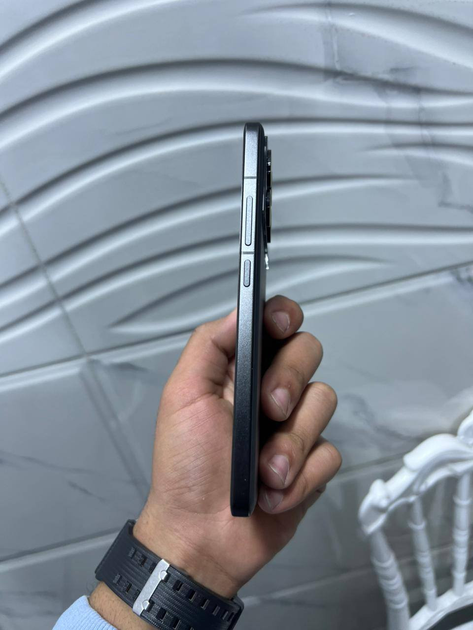 سلام عليكم جهاز بوكو F 6 PRO  جهاز نضيف كلش بمعنة الكلمة الله شاهد   عراضة كلهة موجودة  شاحنة 120 واط  ذاكرة 512  الون اسود. نضيف كلش الجهاز شخط ما بي الله شاهد  العنوان بغداد الدورة   وية كفر مالتة الاصلي  السعر 400 وبي مجال قليل
 رقم الهاتف :***********
