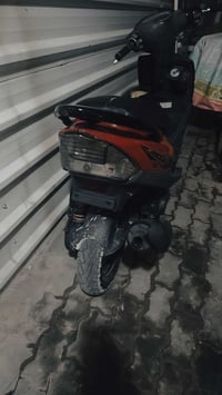 كزوز  اخو جديد ماكس FM الاصلي العالي حلك عوج مراوس شنو عدك كزوز نزل با...