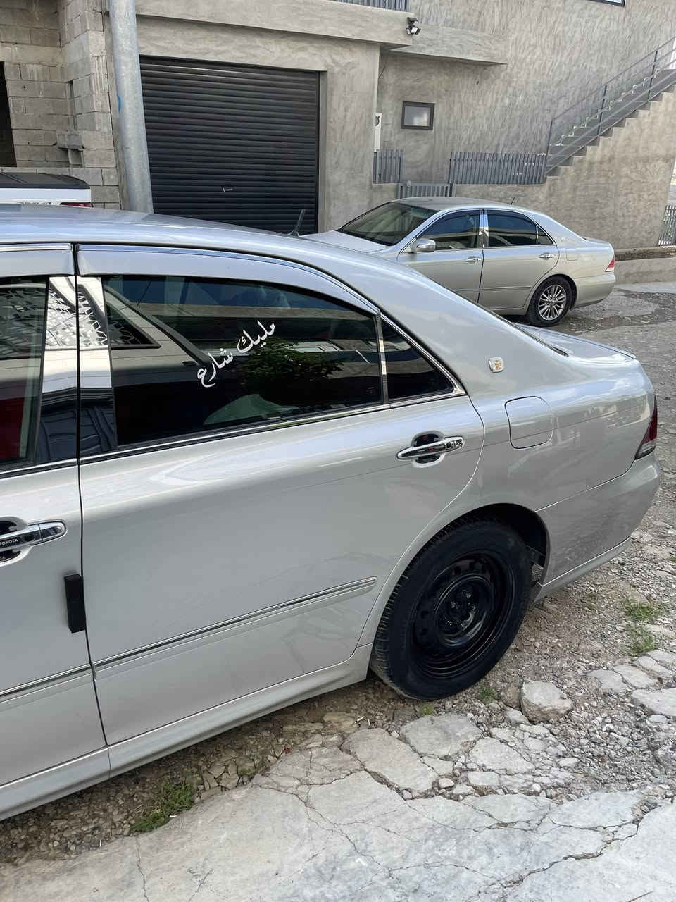 بەناوی خوای گەورە
شاهینە بڕاوە سپۆڕت ٢٠٠٥  بێدوکەڵ دەعامی پێشەوەی کراوە بە ٢٠٠٧ گێڕو مەکینە بچوک کەم مەسرەفو زۆر بەقوەت ٣ دوگمە ناو ڕەشی ساج سور  بەسمە ڕەش شاشەو کامێرا و حاسەیە ئاوێنە شەفت و کارەبا و هیتەرە لایت ناوچەی کوێر دوکوشن کارەبا تەحدید سورعە بەسمەی هەرچوار دەرگاکەی ئیشەکات مەزبوتە تەبرید ساردو گەرمی لەگەڵ سویچ برێکی بەسراوە کامل کارەبایی ئیشەکا کامل مەسرەف کراوە ڕۆنی مەکینەی تازە گۆڕاوە هایدرۆلیکی گێڕی تازە گۆڕاوە تەقەو ڕەقەی تیانیە  جامی پێشو دوای هەڵگیراوە  گێڕو مەکینەی مەزبوتە بەشەرتی فەحسو ترایی چرکەی تیانیە ماشەڵا گۆڕینەوە ناکەم تەنها فرۆشتن سعری٥٠گەڵاو مەعامەلە
ناونیشان سلێمانی ***********
ئەدمینی ♥️

