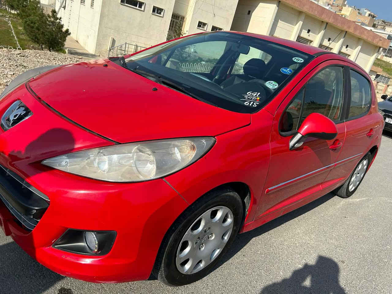 Peugeot   2012
بیجۆ  ٢٠١٢
گێر توماتیک جام کارەبا  تبرید ئاوێنە کارەبا 
260هەزار رۆیشتووە مەکینە ١.٦ گێرو مەکینە بەشەرت
رەقەم  اربیل سەنەوی بەسەرچووە تحویل و غرامە بەشەرت
سلێمانی:***********
*********** السليمانية, العراق
