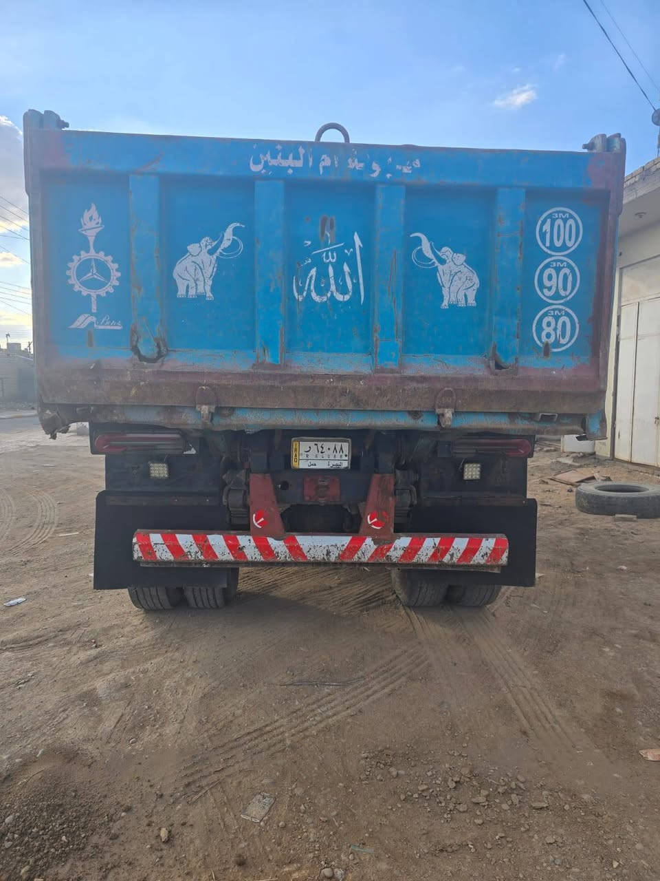 السلام عليكم ورحمة الله وبركاته
سياره البي موديل 87 بلادي قلاب سنويه 2027
بأسمي مداور ثاني يوم مشروع وطني رقم الماني 
كير ومكينه 25 لا تنقيص ولا تبخير مجموعه جي اف 
قماره بلاديه مكفوله من الصبغ تبريد ودوشمه 
سياره جاهزه للعمل  الاستفسار والسعر الاتصال على رقم تالي 
***********
