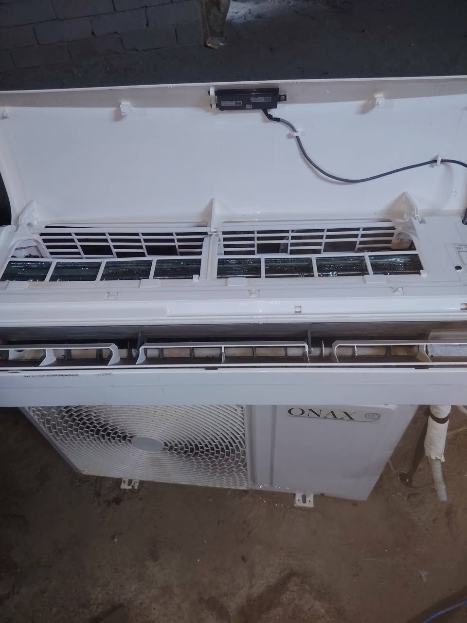 سبلت اوناكس ما مصلح ولا اي شي نظيف كلش طن ونص السعر خاص او اتصال *********** زائدا قطعة داخلية گري نظافة فول
