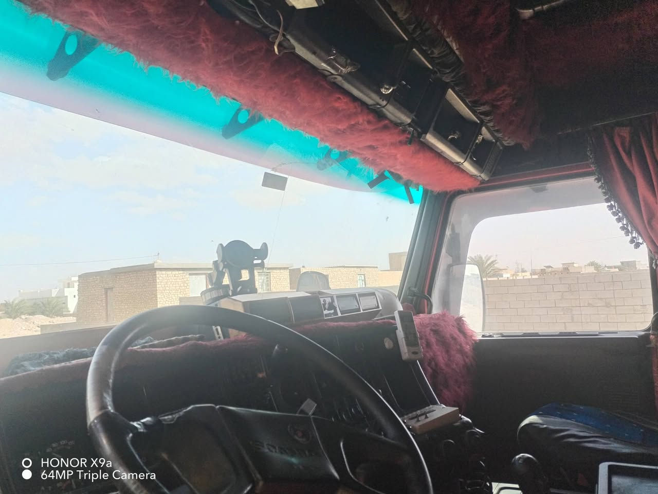 سلام عليكم اعيدنشربسبب الوعودالكاذبه سكانيه 143كير 3.3 لاصرف ولابخار سياره جاهزه ع شغل بيلر تانكي حازم حموله 36 رجأ موشراي لاينتصل رقم ***********
