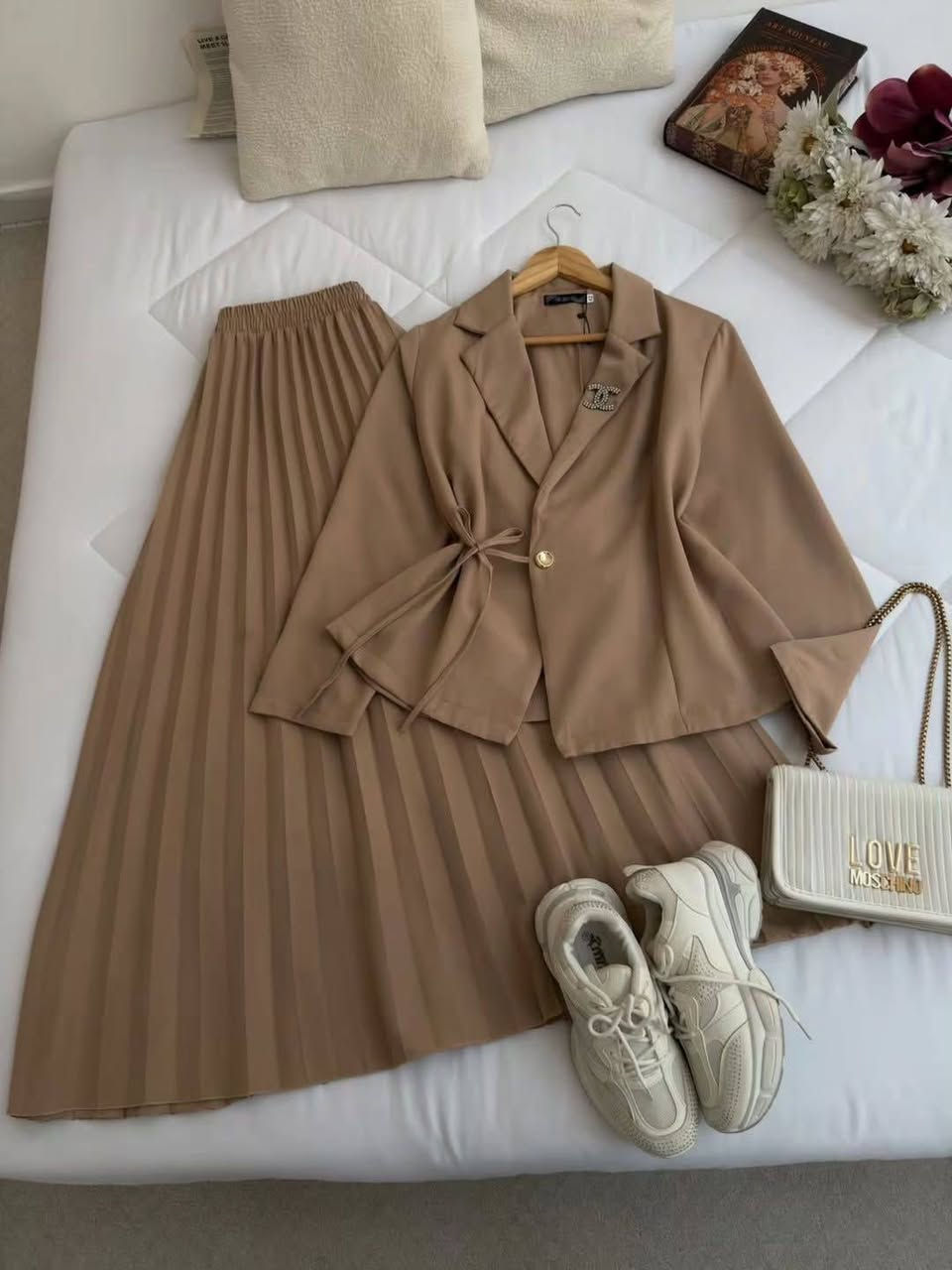 👇🏻😎👔جمال الالوان💙😍
🌸 تشكيلة تجنن من السوتاات نسائي 👍 😍👍
#السسسعر__28ألف 
سارعوا بالحجز كمية محدودة 🫢
#القياسات_38_40_42_44_46_48✨🖤 
الخامه دابل ايطالي الاصلي
#يوجد خدمه توصيل الفين دينار داخل قضاء المسيب 
توصيل محافظات 6الاف كافة المحافظات العراقية 
توصييييل الباب بيتكك ويدللون علينه الطيبين


**إذا كنت صاحب هذا الإعلان وتريد حذفه لأي سبب، رجاءا أرسل رسالة إلى الدعم الفني**