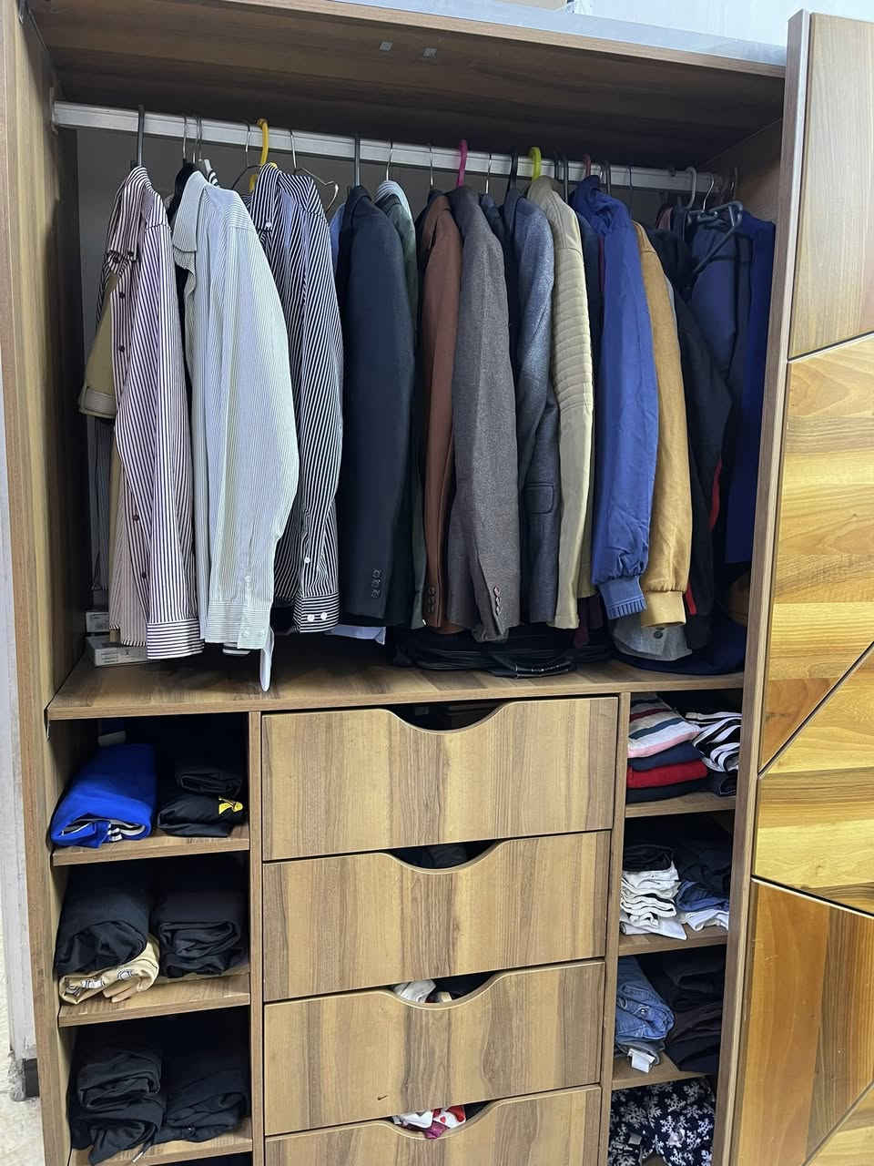 للبيع كنتور خشب زان تركي ثقيل تكمه
سعر خاص


**إذا كنت صاحب هذا الإعلان وتريد حذفه لأي سبب، رجاءا أرسل رسالة إلى الدعم الفني**