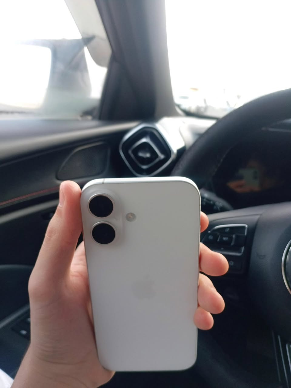 iPhone 16 / Bypass بۆ فرۆشتن
Battery %93 🔋
 
⚙️ 256 گێگابایت

کارتۆنی خۆی لەگەڵە نەکراوەیە بە زەمان!! 
تەنها سیم ناخوێنێتەوە ‼️

نرخ : 💰 360$💰 دۆلار


**إذا كنت صاحب هذا الإعلان وتريد حذفه لأي سبب، رجاءا أرسل رسالة إلى الدعم الفني**