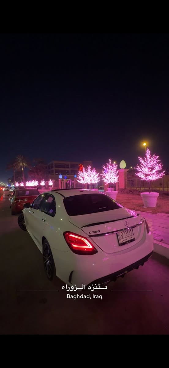 السلام عليكم
للبيع   mercedes C300 AMG
موديل 2019
ماشيه 87 الف كم حقيقي

للبيع وارد امريكي
حادثها خدوش فقط صور الحادث مرفقه الصبغ بنيد وباب الخلفي وجاملغ خلفي فقط صبغ اثر خدوش بدون شاصي بدون لغد بدون ايرباك صفر مسج 
صور الحادث مرفقه
*بصمه فتحه
*شاشه كبيره 
*سستم صوت بيرمستر بلادي
*وضعيات قياده 5
*رادارات 
*رادار جانبي ورادار تنبيه الاصطدام
*ماوس تحكم
*داخل ابيض
*تدفئة كشنات
*اوتو اوف
*كامره خلفيه دواره
*صندوق كهرباء 
*دركه D 
*داخل 64 لون متغير وبعد بيها هوايه مواصفات
(بدي كت AMG بلادي)
السياره كامله للأخير
كير محرك مكفولات السياره جديده وميحتاجلها دينار مصرف (صفر مسج) وبدون چيك

رقم صاحب السياره ***********
