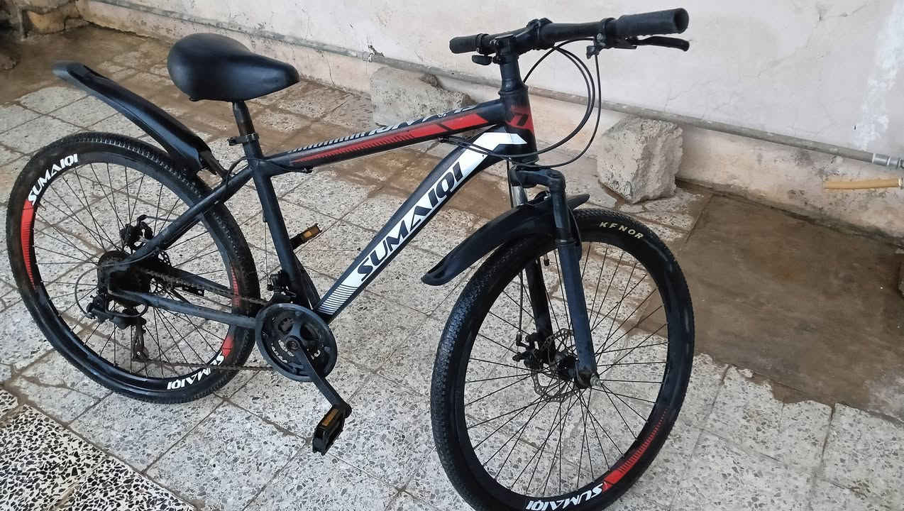 سلام عليكم 

بايسگل رياضي للبيع نضيف كلش 
السعر 60الف و بيها مجال 
الاستفسار اكثر اتصل على الرقم 
***********
