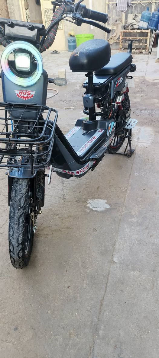 دراجه شحن للبيع
عدد باتريات _  5
لشاير كل شغال دراجه جلوه نضيفه للبيع 
325 وبيه مجال 
***********
