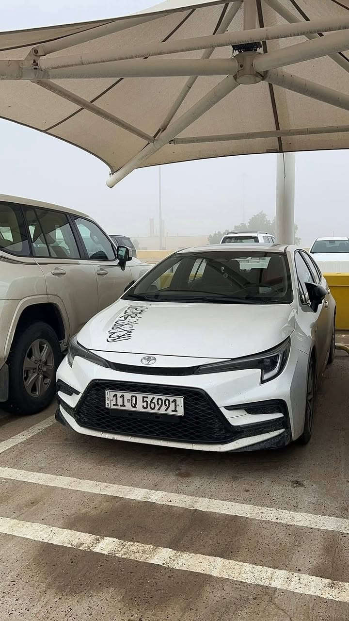 الله يساعدهم 🤍
الحلوة للبيع شباب 

كورلا هايبرد 2024 فئة ال S 🔻

اكرر فئة الS مو العادية البچم يختلف

وعليها أضافات ڪُلش قوية 

السيارة بأسمي تحويل ثاني يوم 

سنوية لل2029 اعتقد فقط الهزة منتهية 

ماشية 32 وقابل للزيادة ولله الحمد بس بانزين ودهن

السيارة بيها طخة ومصلحة ومرفقة بالسونار 

🔻المواصفات :

• مكينة 1800cc هايبرد شحن ذاتي

•فتحة سقف سلايد 

• كراسي جلد حضن خط جوزي

• رادار 

•تحديد مسار 

• قيادة ذاتية 

•قراءة العلامات المرورية 

• كروز سرعة تفاعلي + كروز اعتيادي

• بصمة تشغيل + بصمة ابواب لمس 

• هاند بريك كهرباء

• دبل گيجات ديجتل مو شاشة صغيرة 

• شاشة تاچ تدعم التالي :

- apple carplay (bluetooth)

- android auto (bluetooth)

• درايف مود ^ نورمال - ايكو - باور 🔥^

• كامرة خلفية دوارة 

• تبريد قطعتين

• لايت زينون LED عال وناصي

• حاجب نهاري ابيض 

• حساس لايت ديناميك اوتو 

• تحكم ستيرن كامل جهتين 

• ويل كب حجم 17 مال S 

• السبير والعدة كلهن بعدهن على وضع الشركة ممتحركات

🔻الأضافات :

▪️الداخل زرع LED بالكامل 

من ابواب ودشبول ويدات الباب ومكان الكلاصات 

متغير اكثر من 180 لون على الموبايل ومودات هواي

▪️كفر مرايا باتمان 

▪️سبايدر SAS عالي 

السعر 157 وبيها مجال بسيط

مكان السيارة 
بغداد سبع البور 

***********
