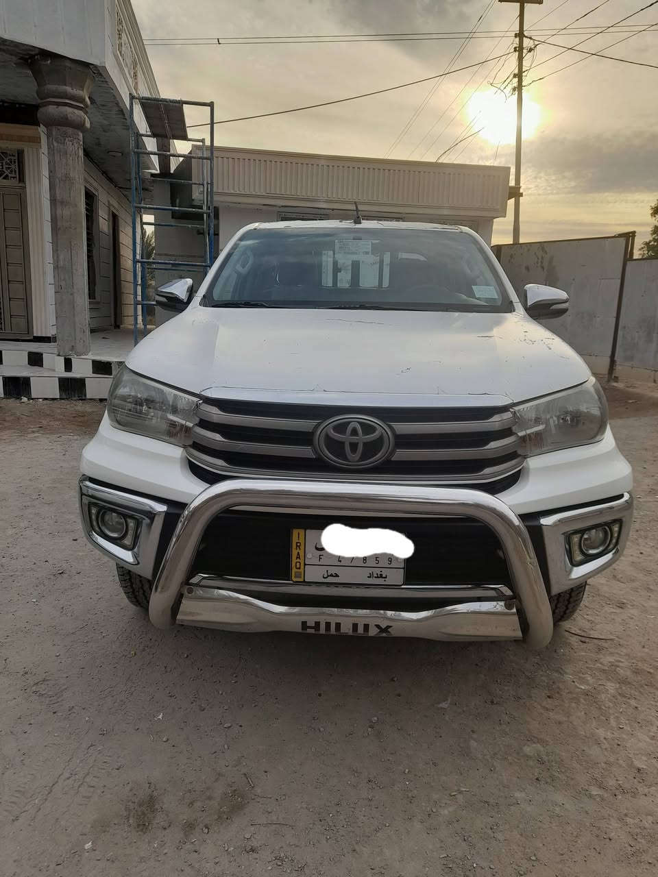 للبيع تيوتا هايلوكس فورويل موديل ١٦ بغداد بسمي مكفوله كفاله عامه على وضع الشركه ماشيه اقل ١٠٠  دفلون قمار وبنيد موجود محرك بلك مامبدل به السعر ٢٧٠$نقد وتحويل ثاني يوم موبايل ***********المكان بغداد بسمايه ناحية الوحده تحياتي
