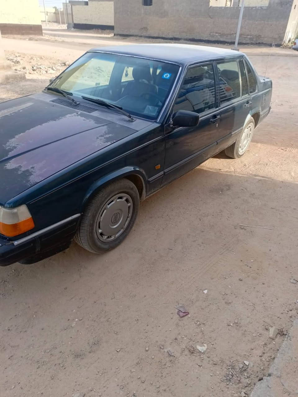 فالفو 940 موديل 92 مكينه عادي كير اوتوماتيك سنويه لل 27 رقم انكليزي بسمي ***********
