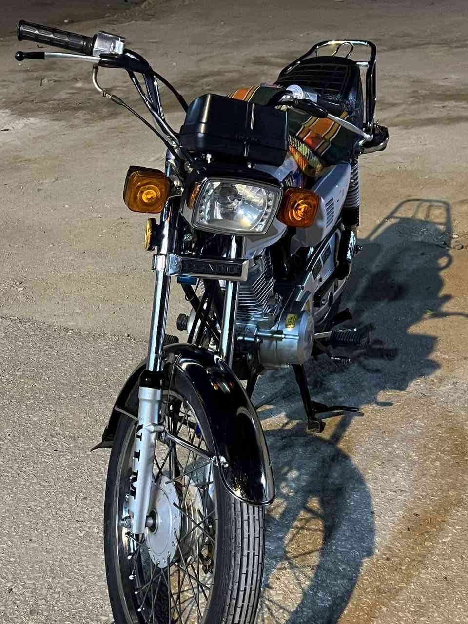 دراجه مكفوله كفاله عامه ما بيها اي نقص ..اوراق سكنر 
السعر 700 وبيها مجال
كربلاء 
***********
متواجد خط فقط
