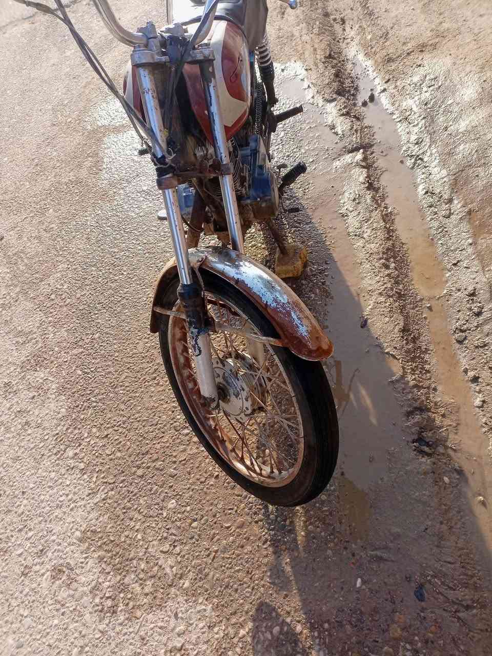 السلام عليكم دراجه ادوات للبيع سعر 250 بها مجال


**إذا كنت صاحب هذا الإعلان وتريد حذفه لأي سبب، رجاءا أرسل رسالة إلى الدعم الفني**