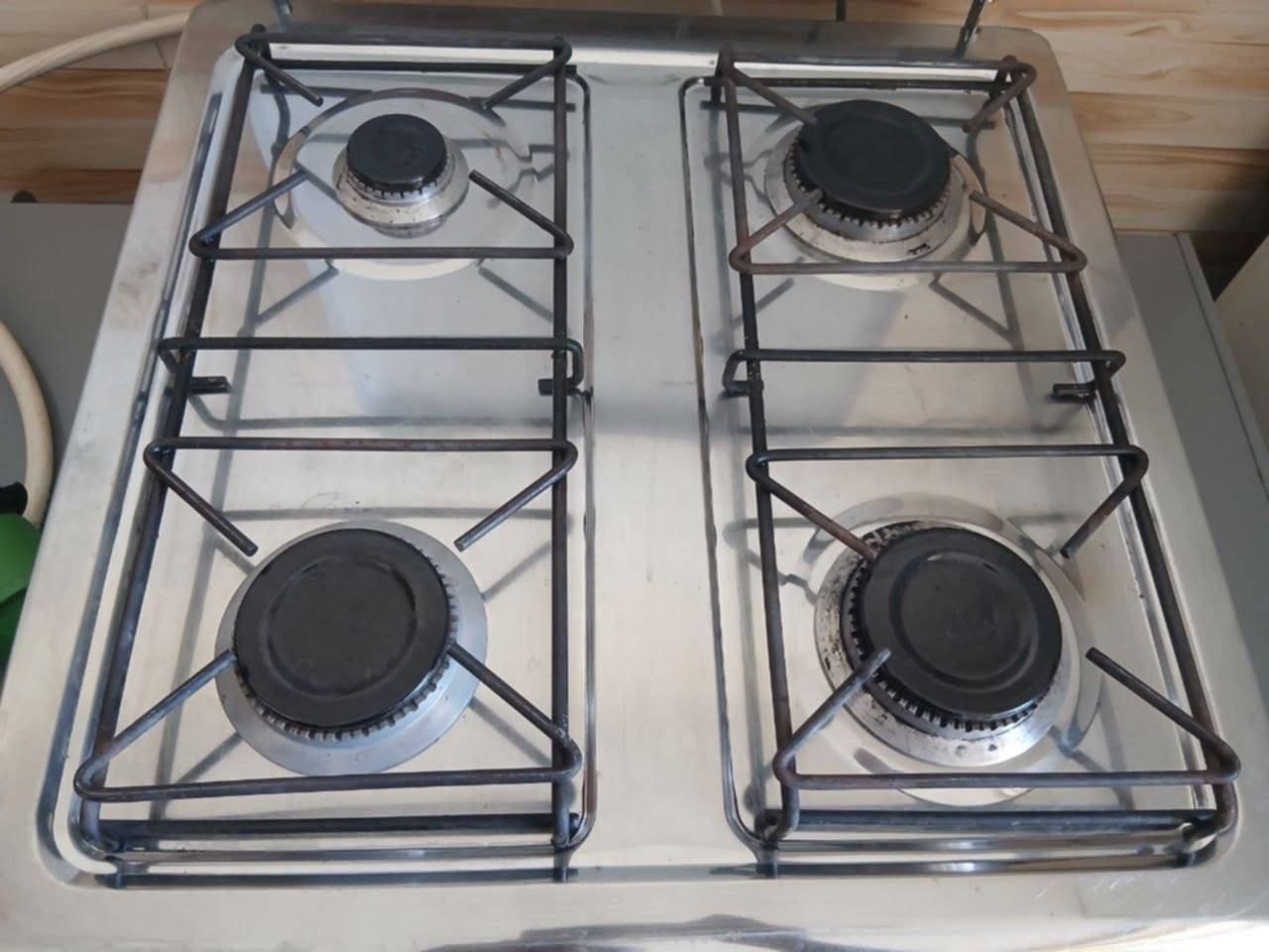 طباخ شغال اخو الجديد ب25الف نضيف اربع شمعات شغالات،
كوت /حي الحكيم


**إذا كنت صاحب هذا الإعلان وتريد حذفه لأي سبب، رجاءا أرسل رسالة إلى الدعم الفني**