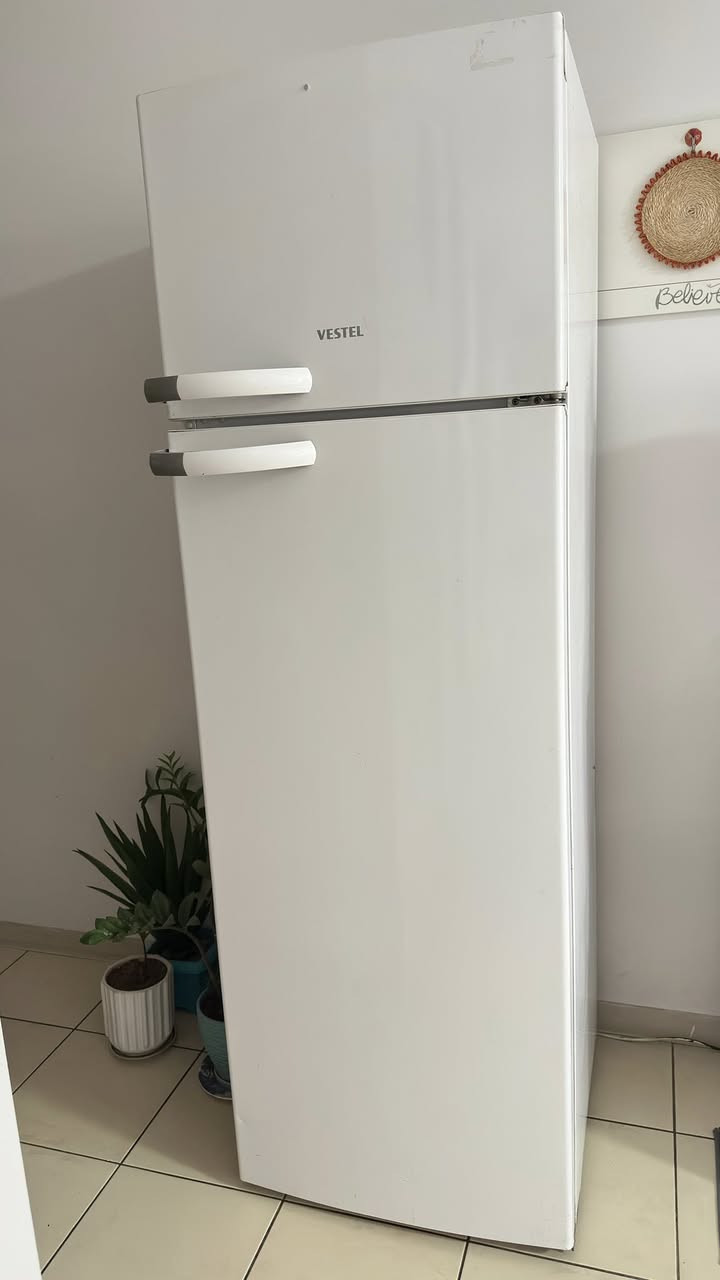 ثلاجة ومجمدة للبيع


**إذا كنت صاحب هذا الإعلان وتريد حذفه لأي سبب، رجاءا أرسل رسالة إلى الدعم الفني**