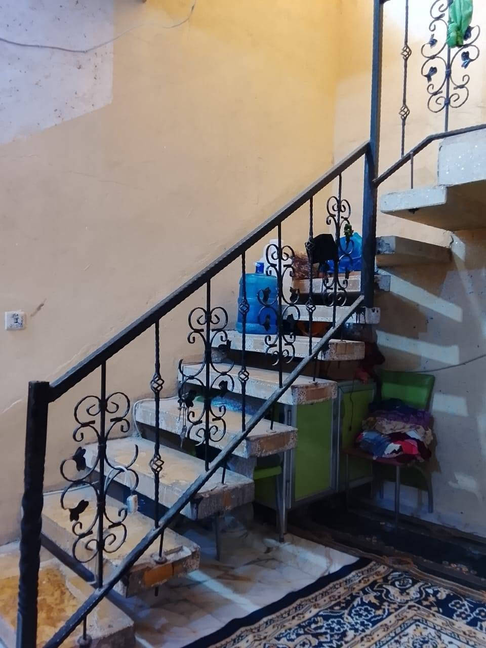 دار للبيع طابو صرف المساحة ٢٠٠متر وجه ١٠ نزال ٢٠
العنوان/ المسيب حي الزهراء موقع مميز وجميع الخدمات متوفرة عالي عن الشارع 
 البناء نظيف كونكريت مسلح وطابوك 
الدار يتكون من /
٢ غرفة نوم /استقبال/صالة/مطبخ
صحيات خارج وداخل الدار
للاستفسار أكثر الاتصال على  ***********

