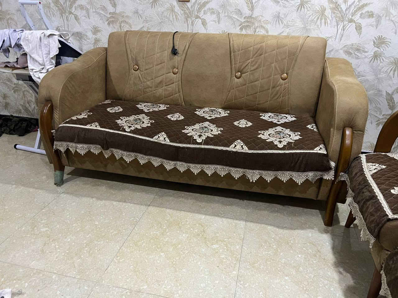 نص تخم تركي نضيف ٥مقاعد سعره ٣٠٠ وبي مجال قليل


**إذا كنت صاحب هذا الإعلان وتريد حذفه لأي سبب، رجاءا أرسل رسالة إلى الدعم الفني**