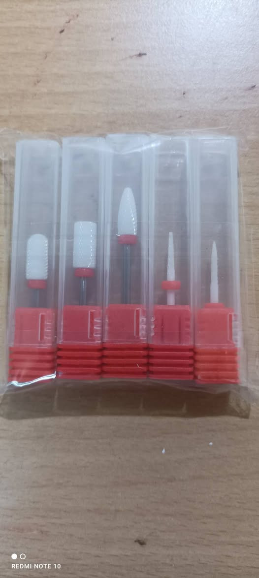 براين مال فرطونه بهذا الشكل 2 سيت والباقي المفرد على الف القطعة متوفر 10 قطع
سعر السيت الواحد 
10 الاف وي التوصيل


**إذا كنت صاحب هذا الإعلان وتريد حذفه لأي سبب، رجاءا أرسل رسالة إلى الدعم الفني**