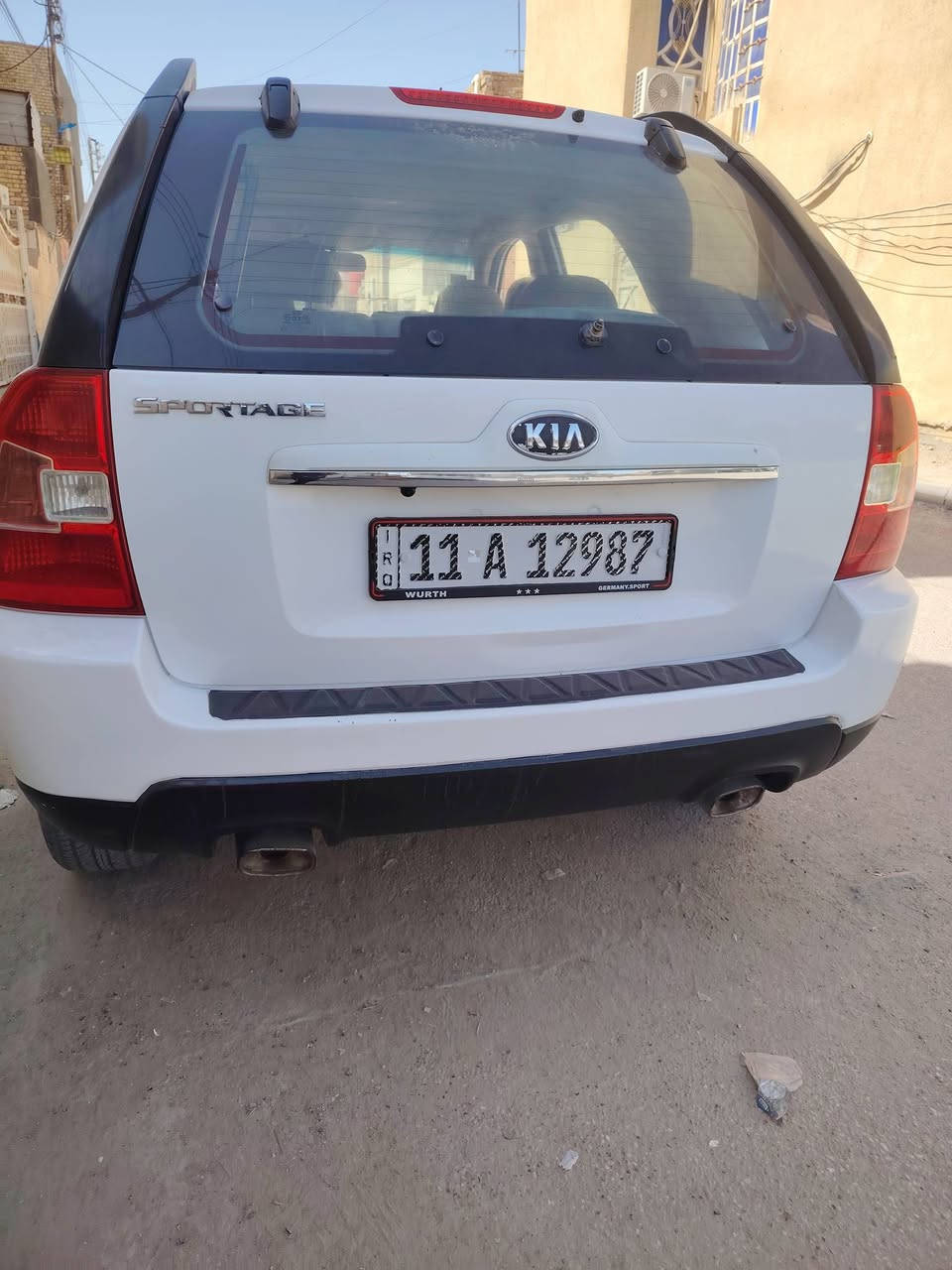 السلام عليكم
كيا سبورتج ٢٠٠٩ خليجي رقم بغداد دولي سنويه جديده بسمي السياره ماشيه ١٩٧ كم بيه جاملغ مبدل بدون دواخل .
للبيع السعر ١٢٠ َوبيهه مجال مكان السياره ناصريه 
***********
