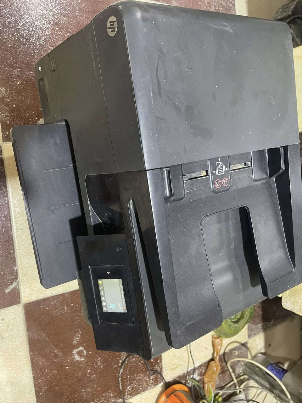 طابعة hp حديثه لمس بية عطل مااعرف شنو ماتطبع بس تشتغل اذا اكو مراوس بطابعة اقل مواصفات منه  واتساب *********** او بيع مكاني بصره
